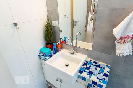 Casa à venda com 336m², 5 quartos e 3 vagasQuarto 2 - Suíte/ Banheiro