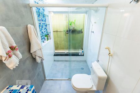 Casa à venda com 336m², 5 quartos e 3 vagasQuarto 2 - Suíte/ Banheiro