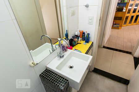 Casa à venda com 336m², 5 quartos e 3 vagasBanheiro social