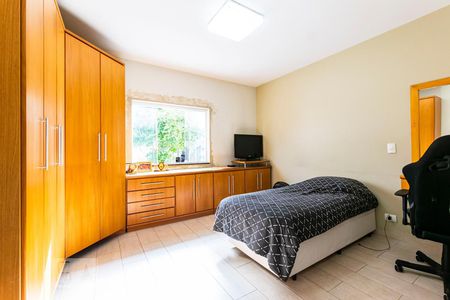 Casa à venda com 336m², 5 quartos e 3 vagasQuarto 1