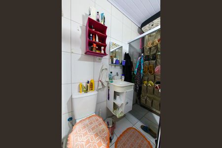 Casa à venda com 90m², 2 quartos e 1 vagaBanheiro da Suite 2