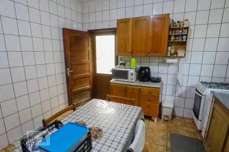 Casa à venda com 170m², 3 quartos e 2 vagasCozinha