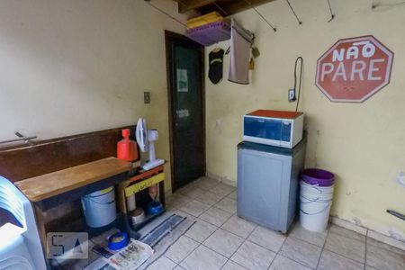 Casa à venda com 170m², 3 quartos e 2 vagasLavanderia