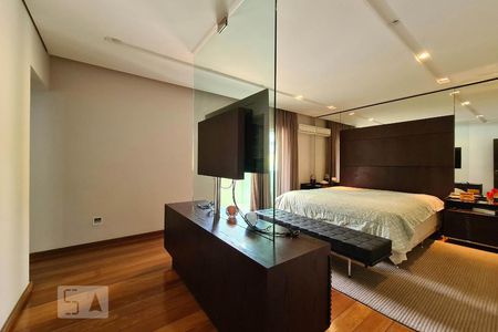 Casa à venda com 100m², 4 quartos e 11 vagasSuíte 1