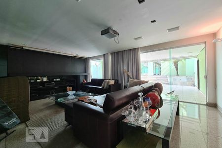 Casa à venda com 100m², 4 quartos e 11 vagasSala 2