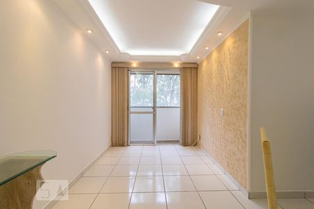 Sala de apartamento para alugar com 2 quartos, 60m² em Jardim Santa Emília, São Paulo