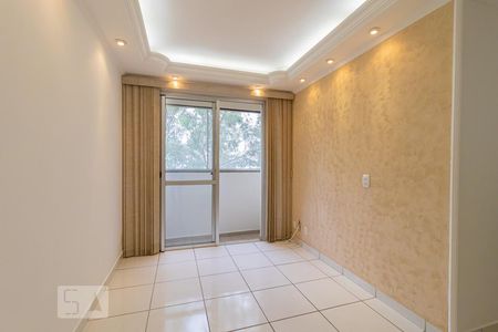 Sala de apartamento para alugar com 2 quartos, 60m² em Jardim Santa Emília, São Paulo