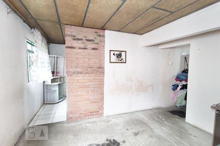 Sala de Estar de casa para alugar com 2 quartos, 100m² em Feitoria, São Leopoldo