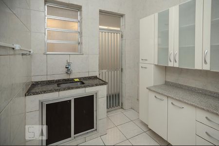 Apartamento à venda com 70m², 2 quartos e sem vaga Apartamento à venda com 70m², 2 quartos e sem vagaCozinha