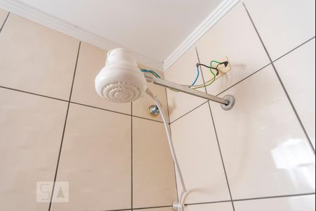 Casa à venda com 194m², 4 quartos e 3 vagas Casa à venda com 194m², 4 quartos e 3 vagasChuveiro