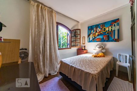 Casa à venda com 194m², 4 quartos e 3 vagas Casa à venda com 194m², 4 quartos e 3 vagasQuarto 3