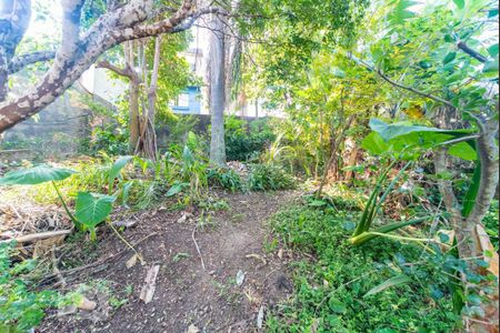 Casa à venda com 194m², 4 quartos e 3 vagas Casa à venda com 194m², 4 quartos e 3 vagasJardim dos Fundos