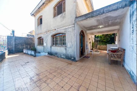 Casa à venda com 194m², 4 quartos e 3 vagas Casa à venda com 194m², 4 quartos e 3 vagasFachada