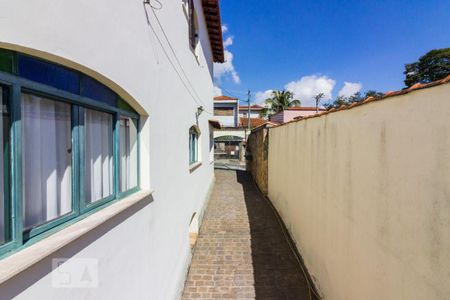 Casa à venda com 250m², 5 quartos e 5 vagasEntrada Garagem