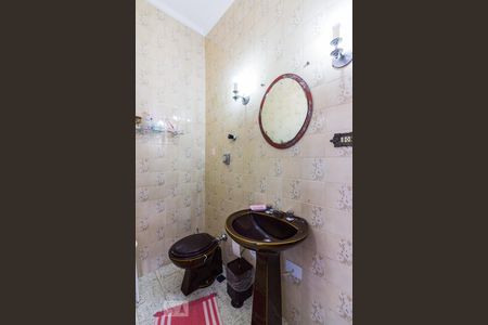 Casa à venda com 250m², 5 quartos e 5 vagasBanheiro Suite 3