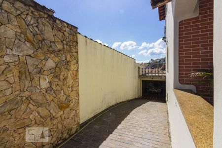 Casa à venda com 250m², 5 quartos e 5 vagasEntrada Garagem