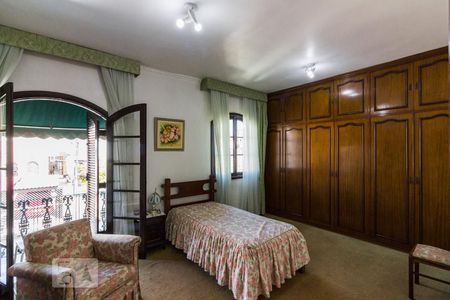 Casa à venda com 250m², 5 quartos e 5 vagasSuite 3