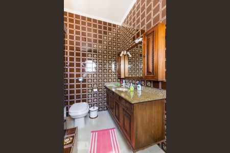 Casa à venda com 250m², 5 quartos e 5 vagasBanheiro Suite 1