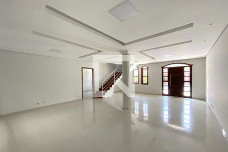 Sala de casa para alugar com 3 quartos, 360m² em Fernão Dias, Belo Horizonte