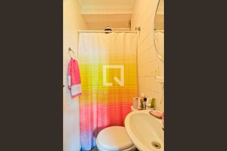 Apartamento à venda com 150m², 3 quartos e 2 vagas Apartamento à venda com 150m², 3 quartos e 2 vagasBanheiro de Serviço