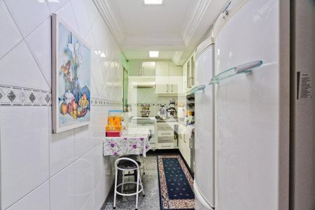 Apartamento à venda com 150m², 3 quartos e 2 vagas Apartamento à venda com 150m², 3 quartos e 2 vagasCozinha