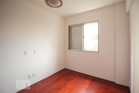 Apartamento para alugar com 78m², 2 quartos e 2 vagas Apartamento para alugar com 78m², 2 quartos e 2 vagasQuarto