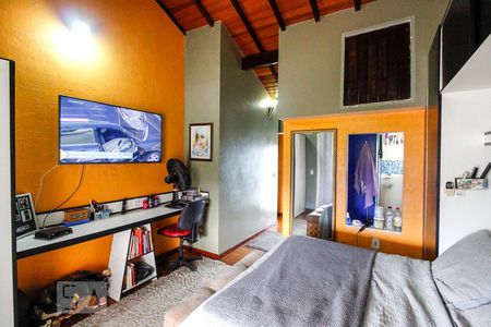 Casa de condomínio à venda com 300m², 5 quartos e 1 vaga Casa de condomínio à venda com 300m², 5 quartos e 1 vagaSuíte 2