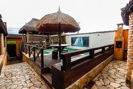 Casa de condomínio à venda com 300m², 5 quartos e 1 vaga Casa de condomínio à venda com 300m², 5 quartos e 1 vagaÁrea externa - Deck