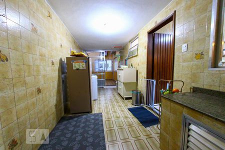 Casa à venda com 300m², 5 quartos e 6 vagas Casa à venda com 300m², 5 quartos e 6 vagasArea de Serviço