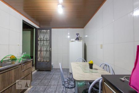 Casa à venda com 320m², 5 quartos e 3 vagas Casa à venda com 320m², 5 quartos e 3 vagasCozinha