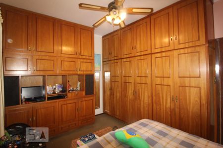 Casa à venda com 500m², 3 quartos e 7 vagasQuarto 2