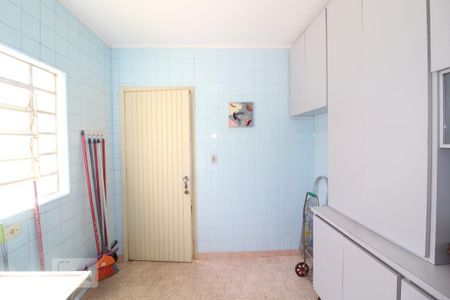 Casa à venda com 500m², 3 quartos e 7 vagasEdicula cozinha