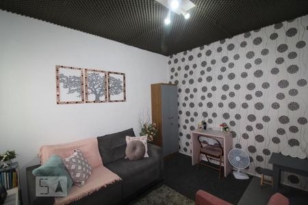 Casa à venda com 240m², 4 quartos e 3 vagasStudio 