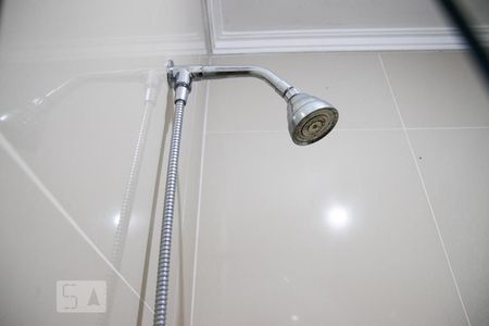 Apartamento à venda com 88m², 2 quartos e 2 vagas Apartamento à venda com 88m², 2 quartos e 2 vagasChuveiro