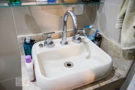 Apartamento à venda com 88m², 2 quartos e 2 vagas Apartamento à venda com 88m², 2 quartos e 2 vagasPia