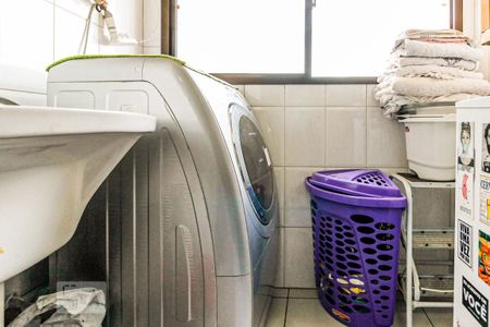 Apartamento para alugar com 55m², 2 quartos e 1 vagaÁrea de Serviço