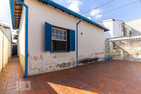 Casa à venda com 181m², 3 quartos e 2 vagas Casa à venda com 181m², 3 quartos e 2 vagasQuintal