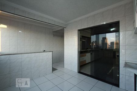 Casa à venda com 220m², 2 quartos e 4 vagas Casa à venda com 220m², 2 quartos e 4 vagasÁrea de serviço