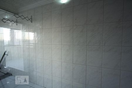 Casa à venda com 220m², 2 quartos e 4 vagas Casa à venda com 220m², 2 quartos e 4 vagasVista