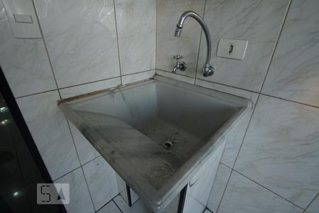 Casa à venda com 220m², 2 quartos e 4 vagas Casa à venda com 220m², 2 quartos e 4 vagasTanque