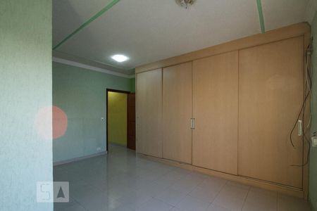 Casa à venda com 220m², 2 quartos e 4 vagas Casa à venda com 220m², 2 quartos e 4 vagasSuíte 1