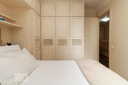 Apartamento à venda com 90m², 2 quartos e 2 vagas Apartamento à venda com 90m², 2 quartos e 2 vagasQuarto 1