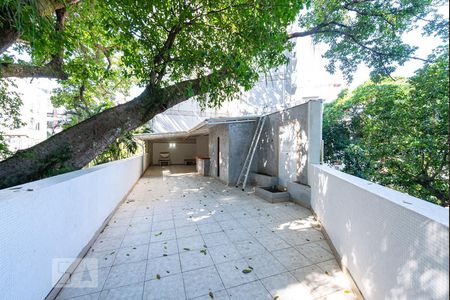 Apartamento à venda com 74m², 2 quartos e 1 vaga Apartamento à venda com 74m², 2 quartos e 1 vagaÁrea comum