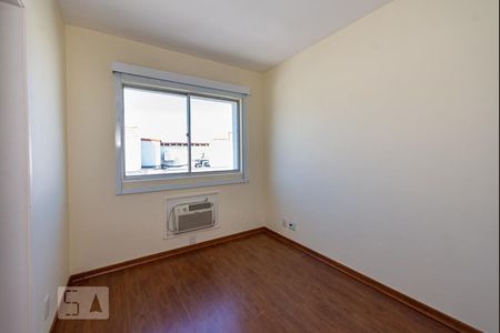 Apartamento à venda com 74m², 2 quartos e 1 vaga Apartamento à venda com 74m², 2 quartos e 1 vagaSuíte