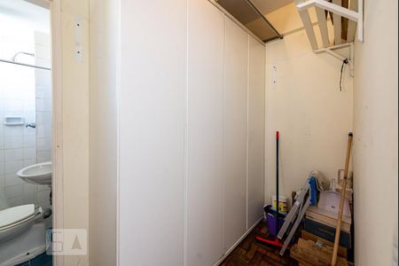 Apartamento à venda com 74m², 2 quartos e 1 vaga Apartamento à venda com 74m², 2 quartos e 1 vagaQuarto de Serviço