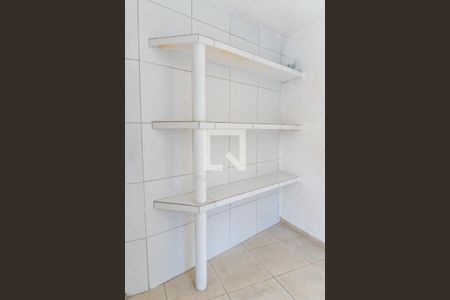 Casa à venda com 155m², 5 quartos e 2 vagas Casa à venda com 155m², 5 quartos e 2 vagasSuite da Edícula Detalhe