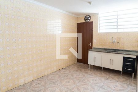 Casa à venda com 155m², 5 quartos e 2 vagas Casa à venda com 155m², 5 quartos e 2 vagasCozinha
