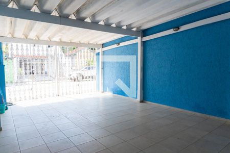 Casa à venda com 155m², 5 quartos e 2 vagas Casa à venda com 155m², 5 quartos e 2 vagasGaragem