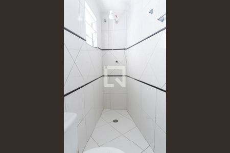 Casa à venda com 155m², 5 quartos e 2 vagas Casa à venda com 155m², 5 quartos e 2 vagasBanheiro da Suíte da Edícula