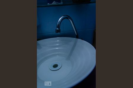 Apartamento à venda com 52m², 2 quartos e sem vaga Apartamento à venda com 52m², 2 quartos e sem vagaBanheiro